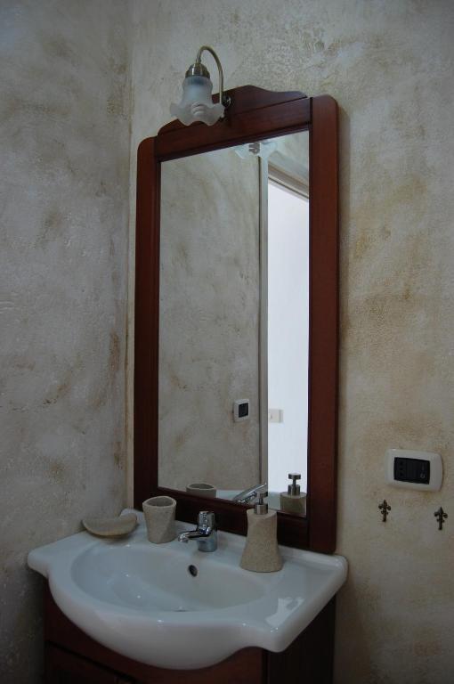 Andrea E Valentina Bed & Breakfast S'archittu Cuglieri Ngoại thất bức ảnh