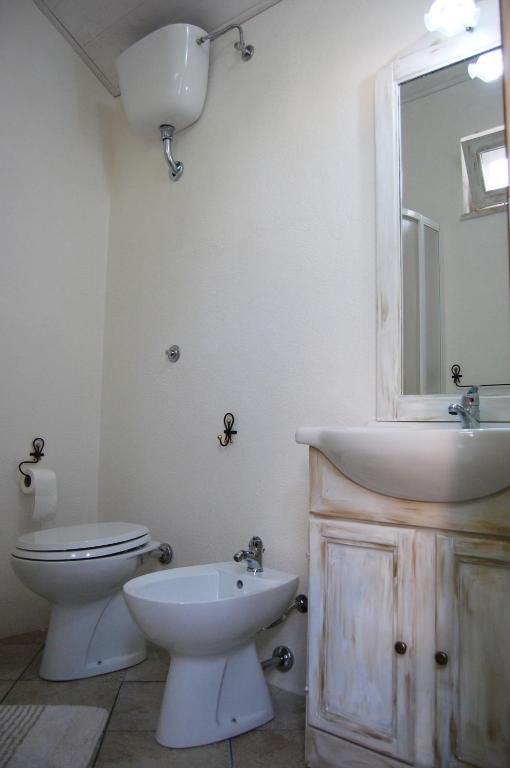 Andrea E Valentina Bed & Breakfast S'archittu Cuglieri Phòng bức ảnh