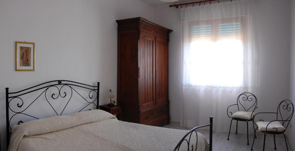Andrea E Valentina Bed & Breakfast S'archittu Cuglieri Phòng bức ảnh